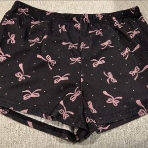 ROMWE Black and Pink Bow Patterned Women Shorts